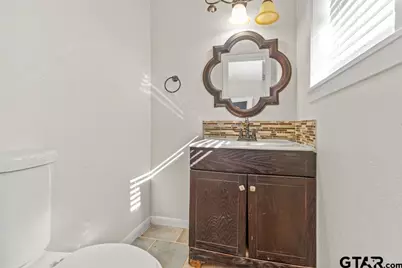 2400 Holly Street, Jacksonville, TX 75766 - Photo 13