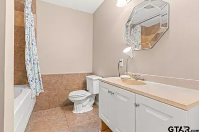 2400 Holly Street, Jacksonville, TX 75766 - Photo 19