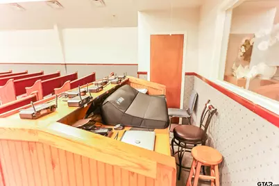 5805 Hwy 135, Gladewater, TX 75647 - Photo 9