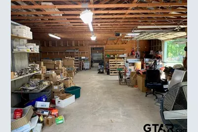 2206 Thompson Lane, Tyler, TX 75704 - Photo 9