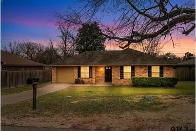 308 Crosby, Lindale, TX 75771 - Photo 1