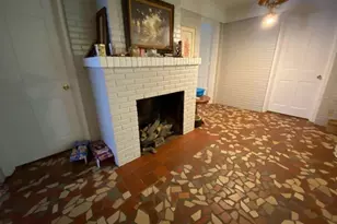 1 Wanda Ct, Marshall, TX 75670 - Photo 1