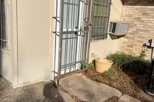 2806 N Glass Avenue, Tyler, TX 75702 - Photo 11