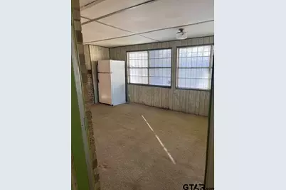 2806 N Glass Avenue, Tyler, TX 75702 - Photo 19