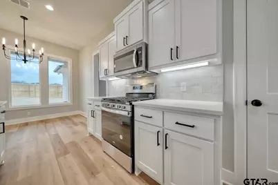 606 Prince Ln, Tyler, TX 75704 - Photo 9