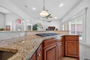 215 Macarthur, Tyler, TX 75704 - Photo 13