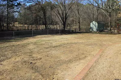 601 Kickapoo St, Chandler, TX 75758 - Photo 25