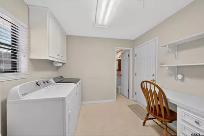 106 Wesley Dr, Palestine, TX 75801 - Photo 21