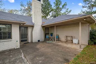 106 Wesley Dr, Palestine, TX 75801 - Photo 5