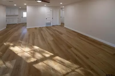 912 S Palmer Ave, Tyler, TX 75701 - Photo 15