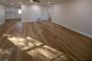 912 S Palmer Ave, Tyler, TX 75701 - Photo 15