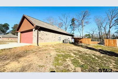 211 Private Road 6292, Mineola, TX 75773 - Photo 7