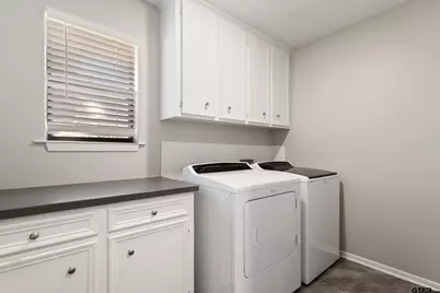 704 Becky Dr, Tyler, TX 75703 - Photo 15