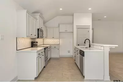 7343 Rockpoint Lane, Tyler, TX 75703 - Photo 11