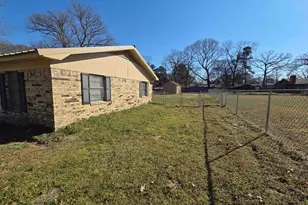 10614 Charelle Rd, Flint, TX 75762 - Photo 5