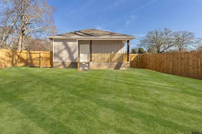 240 Elm St, Winona, TX 75792 - Photo 21