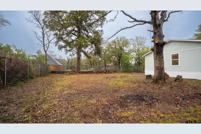 915 Britton, Tyler, TX 75701 - Photo 5