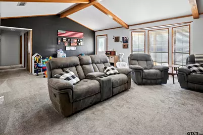 189 Phil Dr, Hawkins, TX 75765 - Photo 5