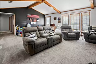 189 Phil Dr, Hawkins, TX 75765 - Photo 5