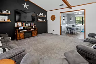 189 Phil Dr, Hawkins, TX 75765 - Photo 7