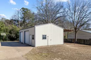 189 Phil Dr, Hawkins, TX 75765 - Photo 21