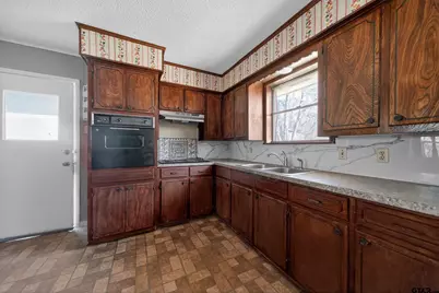 620 N Ravine St, Emory, TX 75440 - Photo 27