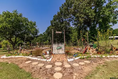 5624 E Fm 323, Palestine, TX 75801 - Photo 21