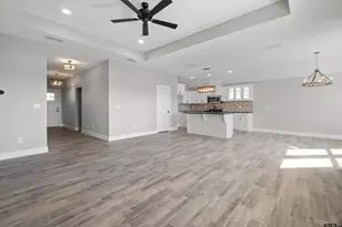 16529 Crossing Cir, Lindale, TX 75771 - Photo 11