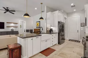 9276 Villas Ct, Tyler, TX 75703 - Photo 13