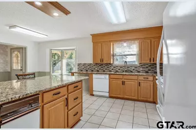 7991 Fm 314, Ben Wheeler, TX 75754 - Photo 9