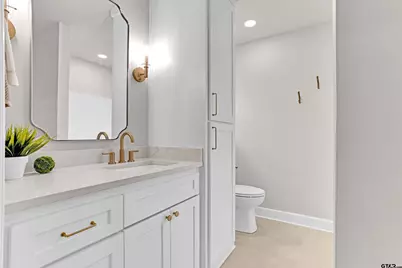 113 W Magnolia, Troup, TX 75789 - Photo 21