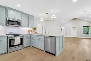 113 W Magnolia, Troup, TX 75789 - Photo 17