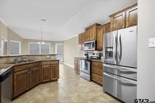 7277 Rockpoint Circle, Tyler, TX 75703 - Photo 11