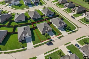 1203 Hidden Vly Dr, Chandler, TX 75758 - Photo 3