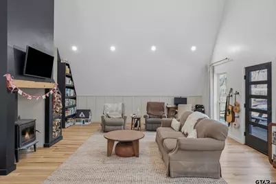 15683 County Rd 472, Tyler, TX 75706 - Photo 13