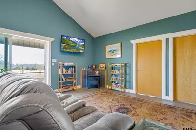 3397 Vz County Road 4412, Ben Wheeler, TX 75754 - Photo 17