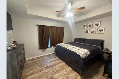 208 Sunny Ln, Mt Pleasant, TX 75455 - Photo 7