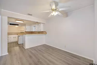 504 Woodland Hills Dr, Tyler, TX 75701 - Photo 9