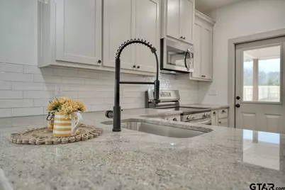 310 Bradford, Arp, TX 75750 - Photo 17