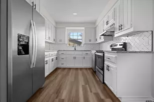 400 Baker St, Lindale, TX 75771 - Photo 9