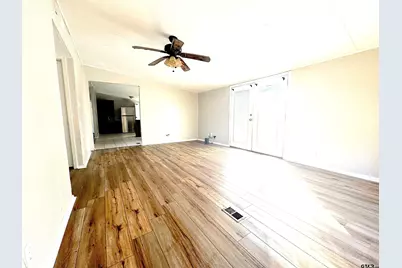 1391 San Saba, Mt Vernon, TX 75457 - Photo 7