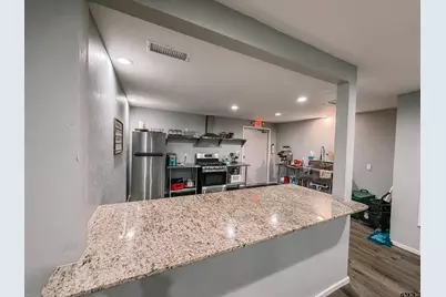 122 Fulton St, Pittsburg, TX 75686 - Photo 17