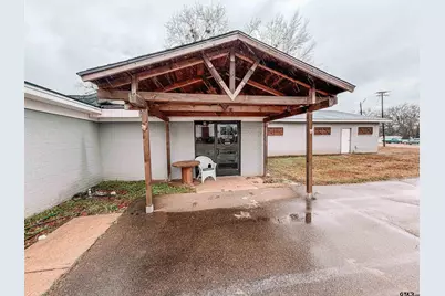 122 Fulton St, Pittsburg, TX 75686 - Photo 3