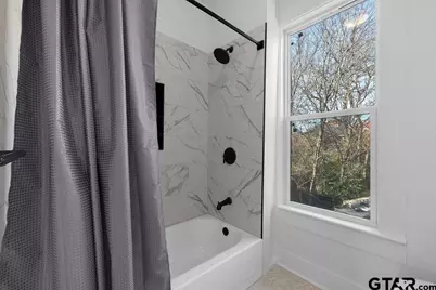 111 W Dallas St, Palestine, TX 75801 - Photo 27