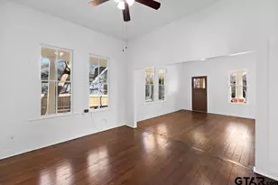 111 W Dallas St, Palestine, TX 75801 - Photo 11