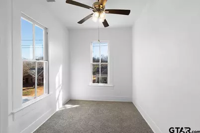 111 W Dallas St, Palestine, TX 75801 - Photo 35
