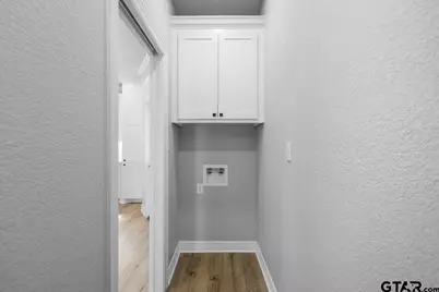 300 S Roden Ln, Gladewater, TX 75647 - Photo 23