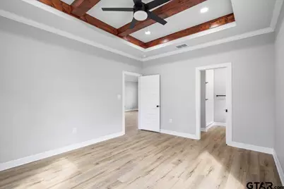 300 S Roden Ln, Gladewater, TX 75647 - Photo 25