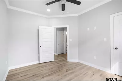 300 S Roden Ln, Gladewater, TX 75647 - Photo 21