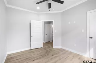 300 S Roden Ln, Gladewater, TX 75647 - Photo 21